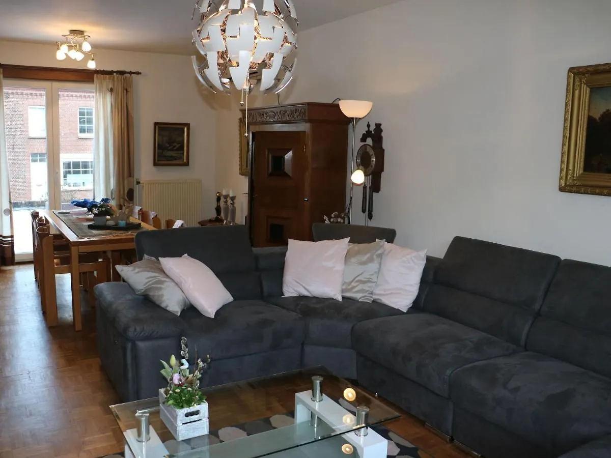 Dreamy Holiday Home In Sweikhuizen